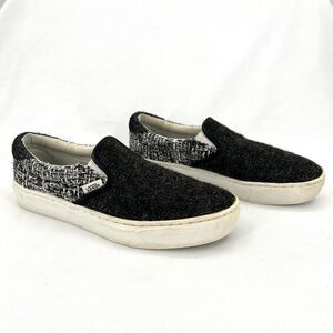 Vans Classic Slip On Sneakers in Black and White size 7